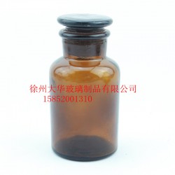 試劑瓶，酒精燈，集氣瓶