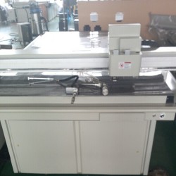 紙盒數(shù)控打樣機(jī)設(shè)備，包裝彩盒自動(dòng)割樣機(jī)