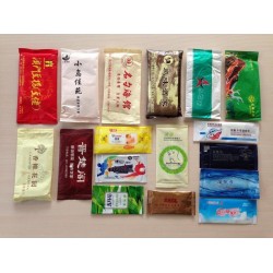 供應(yīng)濕巾枕式包裝機，壓縮面膜巾包裝機，單片濕紙巾自動包裝機