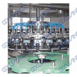 灌裝機(jī)，飲料灌裝機(jī)，含氣灌裝機(jī)，玻璃瓶灌裝機(jī)，液體灌裝機(jī)