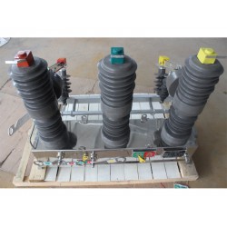 哪里有售高質(zhì)量的ZW32-12真空斷路器，專業(yè)的高壓真空斷路器