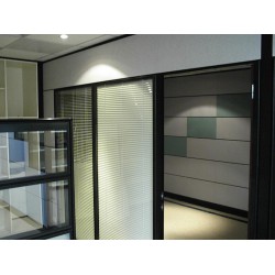 玻璃隔斷品牌：福建專(zhuān)業(yè)的玻璃隔斷生產(chǎn)廠家