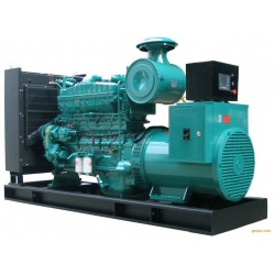 供應(yīng)鄭州超優(yōu)惠的800KW康明斯柴油發(fā)電機(jī)組，康明斯
