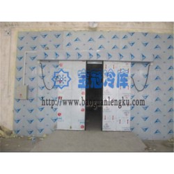 大量供應(yīng)高性?xún)r(jià)冷庫(kù)板——聚氨酯冷庫(kù)板安裝