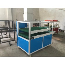 深圳萬信高精度壓棉機(jī)，海綿壓棉機(jī)，EPE壓棉機(jī)。