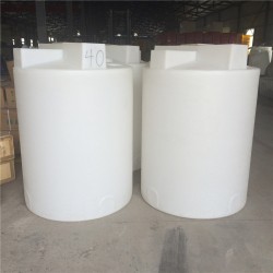 無(wú)錫2噸加藥箱 2000L加藥攪拌桶 滾塑一次成型