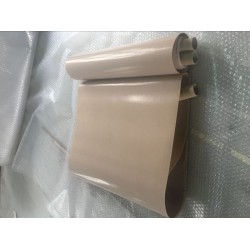 廠家直銷鐵氟龍輸送帶、復(fù)合帶、封口機(jī)帶及各種規(guī)格無縫帶