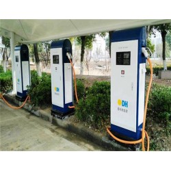 停車(chē)場(chǎng)充電樁哪里有？深圳哪里有好用的充電樁設(shè)備