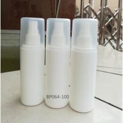 供應(yīng)100ML醫(yī)藥消毒液瓶、醫(yī)藥噴霧瓶、帶大蓋噴瓶、液體瓶