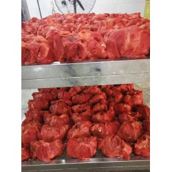 做牛肉加工設(shè)備，生產(chǎn)牛肉的機器，醬鹵牛肉生產(chǎn)設(shè)備和配方