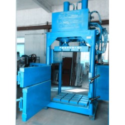 成都液壓打包機(jī)廠家 立式廢品壓包機(jī)